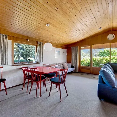 Awesome In With 3 Bedrooms And Wifi *