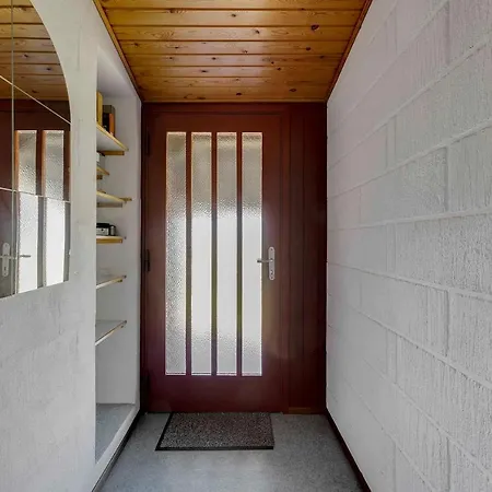 度假居 Awesome In With 3 Bedrooms And Wifi