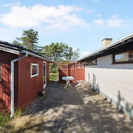 Awesome In With 3 Bedrooms And Wifi 希茨海尔斯