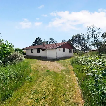 Awesome In With 3 Bedrooms And Wifi Holiday home